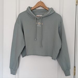 Hollister Cropped Hoodie - Medium